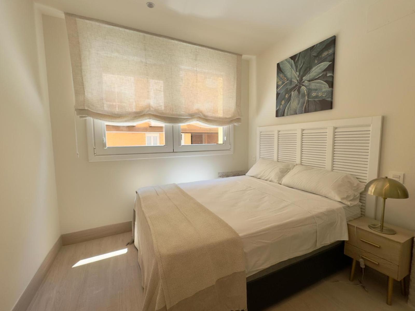 Apartamentos Orilla Del Bernabeu Madrid Kültér fotó