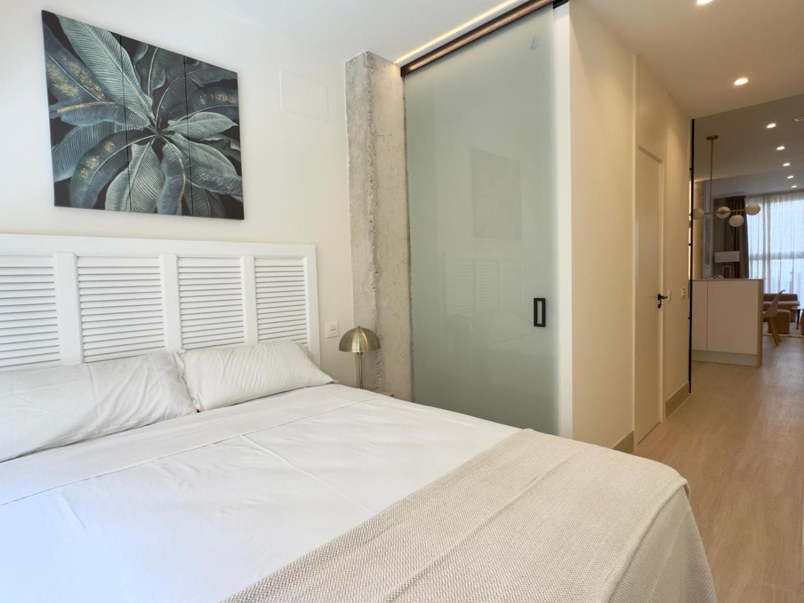 Apartamentos Orilla Del Bernabeu Madrid Kültér fotó