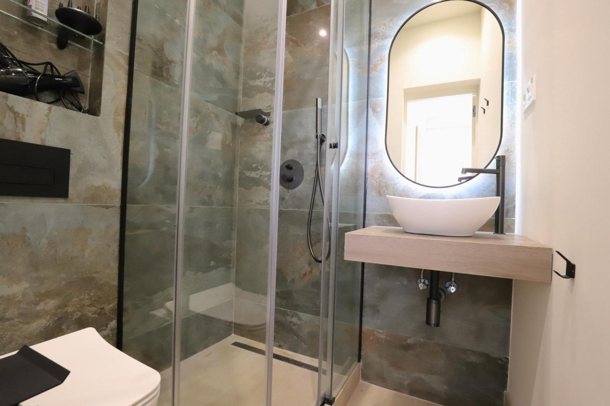 Apartamentos Orilla Del Bernabeu Madrid Kültér fotó