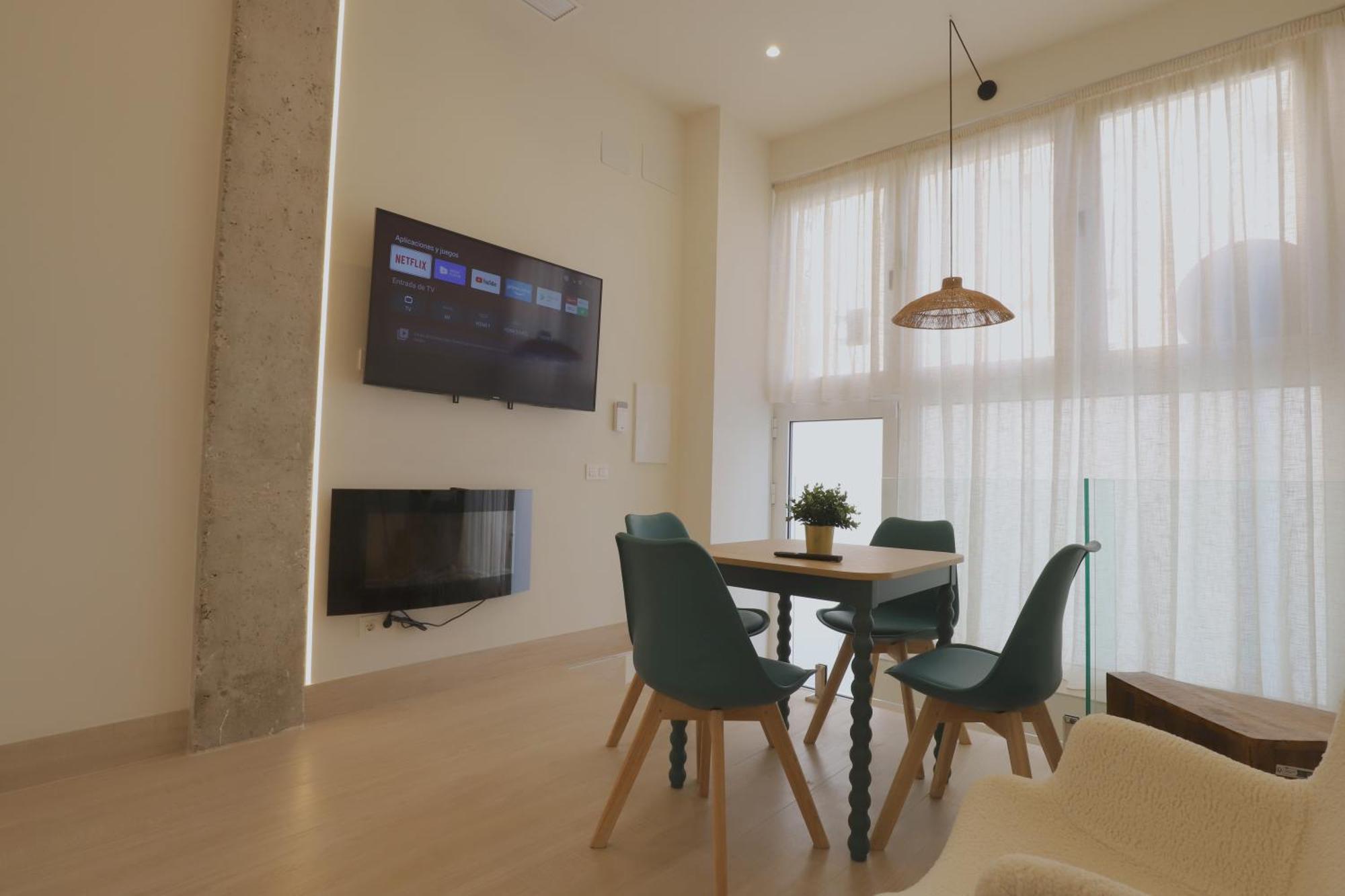Apartamentos Orilla Del Bernabeu Madrid Kültér fotó